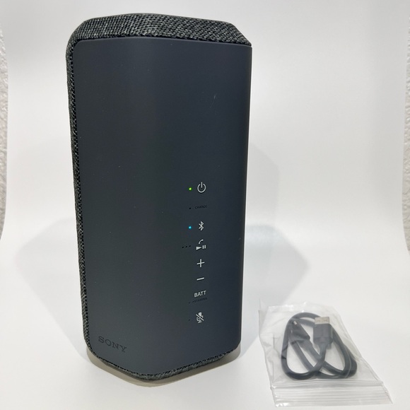 Sony - XE300 Portable Waterproof and Dustproof Bluetooth Speaker - Black - Picture 3 of 6